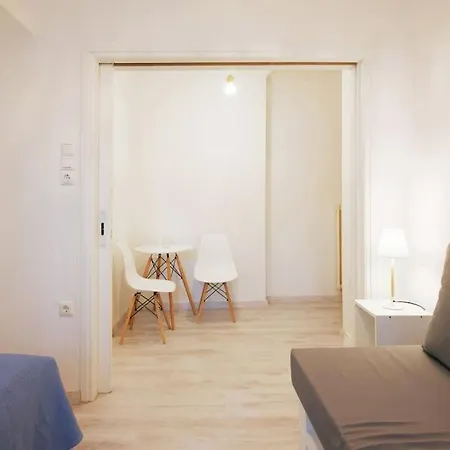 Minimal House With Yard, Metro&downtown Athens